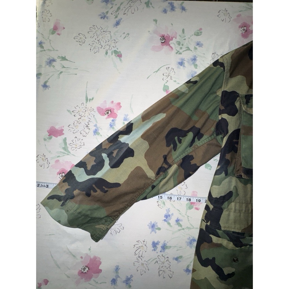 USGI M-65 Field Jacket Small Short Woodland Camo BDU Cold Weather Army Coat - Picture 3 of 4